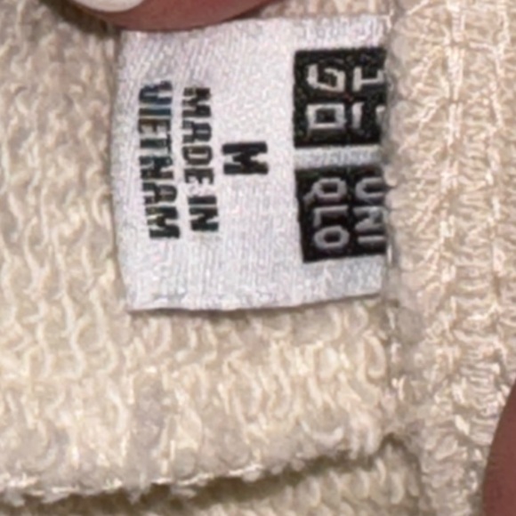 Uniqlo Cream matching zip-up and jogger set - Picture 3 of 4